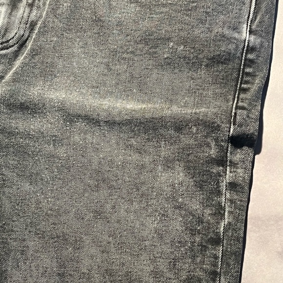 Calvin Klein Jean shorts - Picture 5 of 7